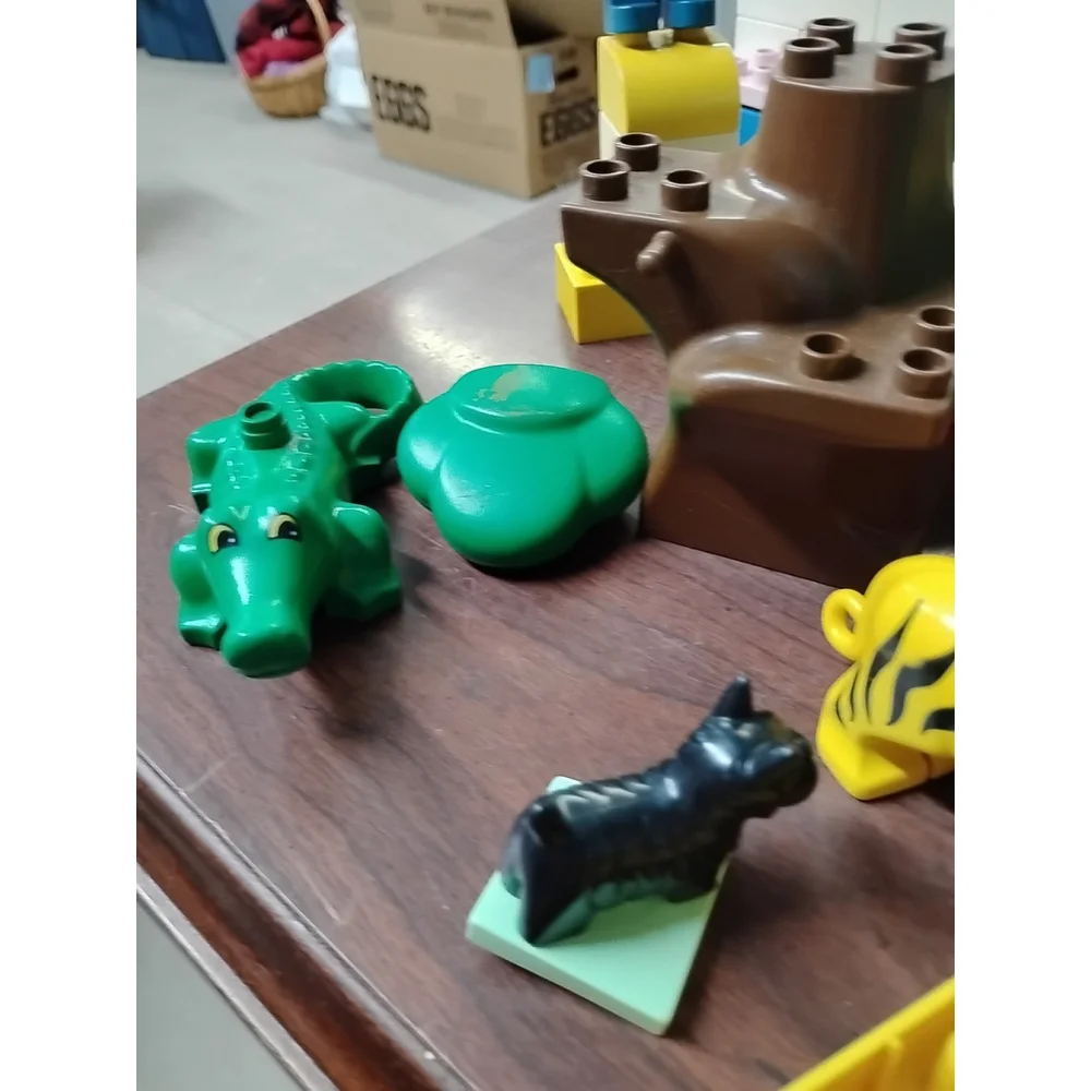 Duplo different sets